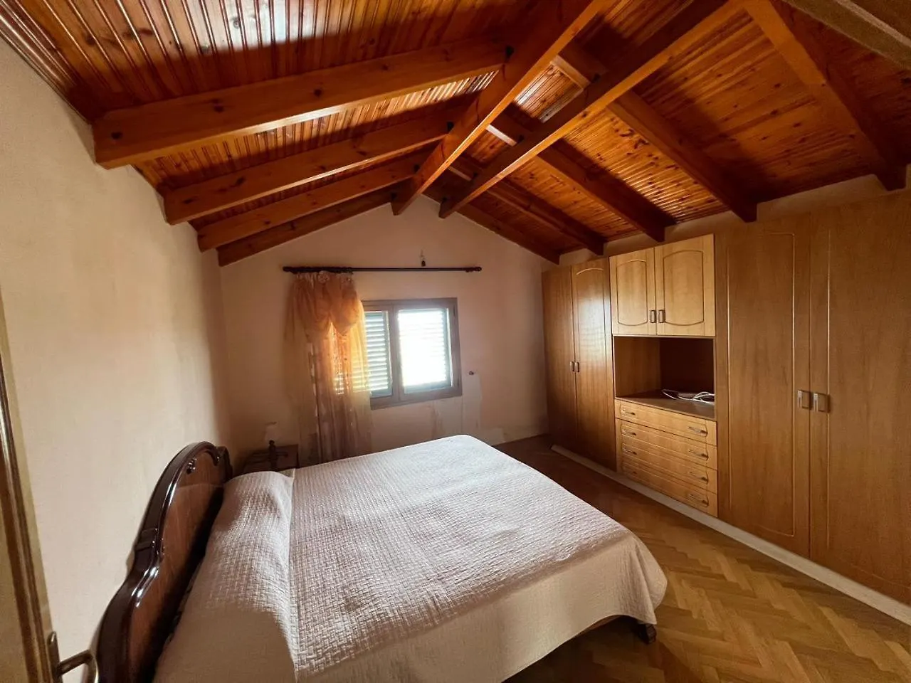 Eron Apartment Vlore