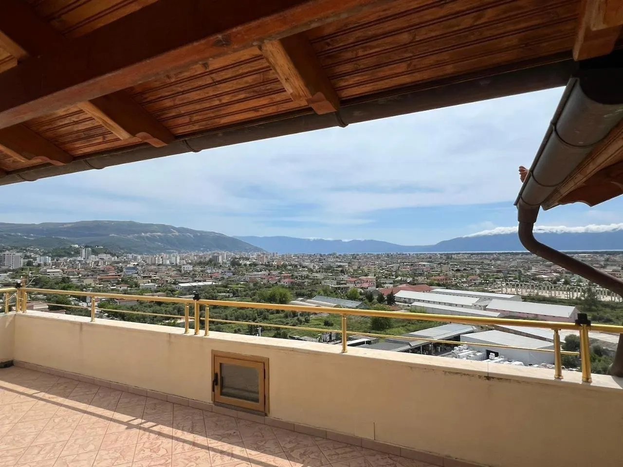 Eron Apartment Vlore 0*,  Albania